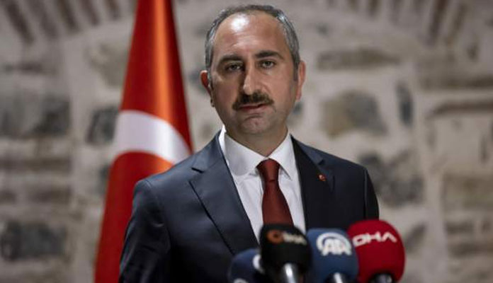 Adalet Bakanı Gül: Sosyal medyada tutuklama siparişi verenlere sesleniyorum, T. C. bir hukuk devletidir