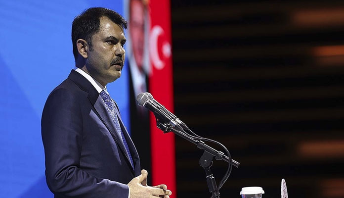 Bakan Kurum: Elazığ'da depremzedeler için yapılan 8 bininci konutu yarın teslim edeceğiz