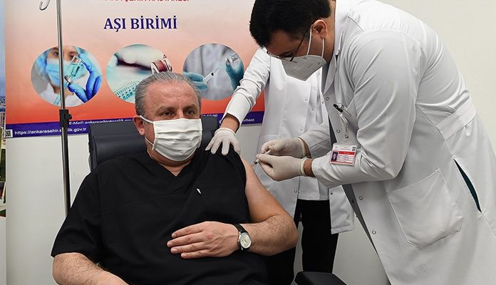 TBMM Başkanı Şentop Kovid-19 aşısı oldu
