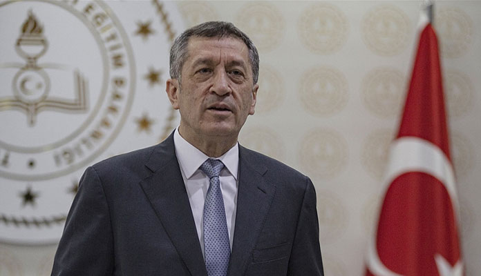 Bakan Ziya Selçuk: Mesleki gelişim programları 400 bin öğretmenin başvurusuna açıldı