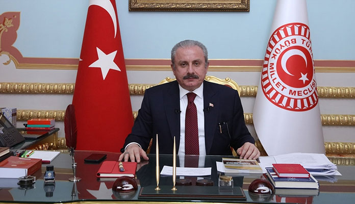TBMM Başkanı Şentop: Meclis'teki tüm partilerin yeni anayasa tartışmasının içinde olması doğru olacaktır
