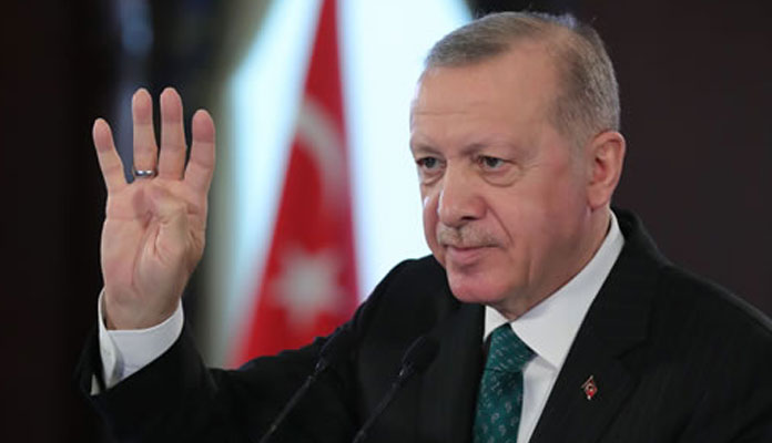 “Salgınla mücadele ederken bir yandan da siyasi ve ekonomik hedeflerimizi hayata geçiriyoruz”