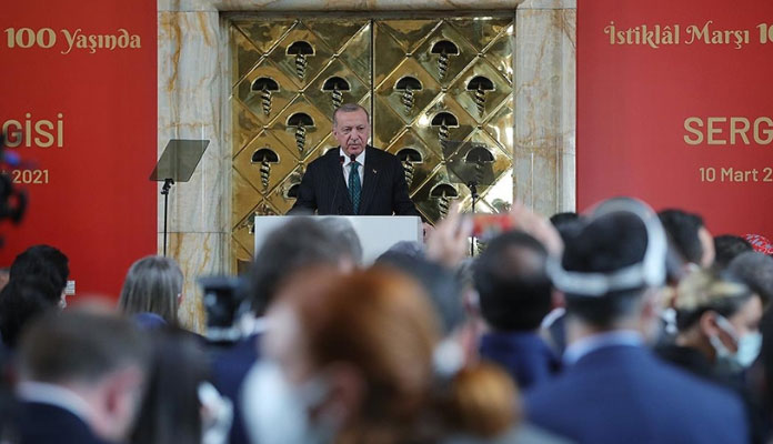 Cumhurbaşkanı Erdoğan: Ülkemize dayatılmaya çalışılan modern Sevrleri yırtıp atıyoruz