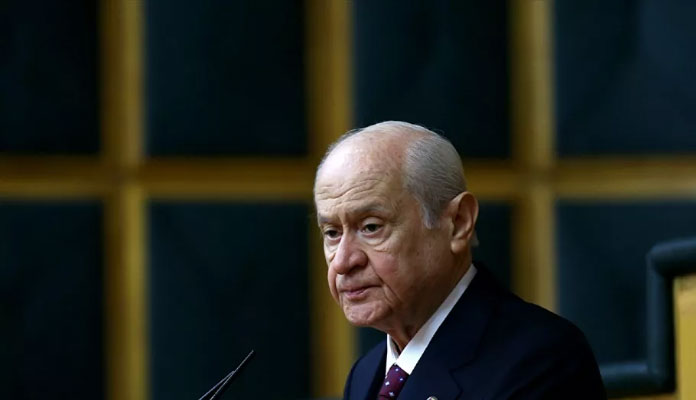 Bahçeli: Bildiride imzası bulunan amirallerin rütbeleri sökülmelidir