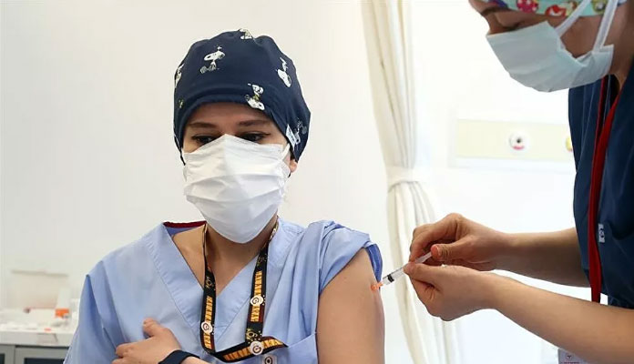 Uzmanlar uyardı: Yanlış öneriler var, aşı tercihinde kriter yok