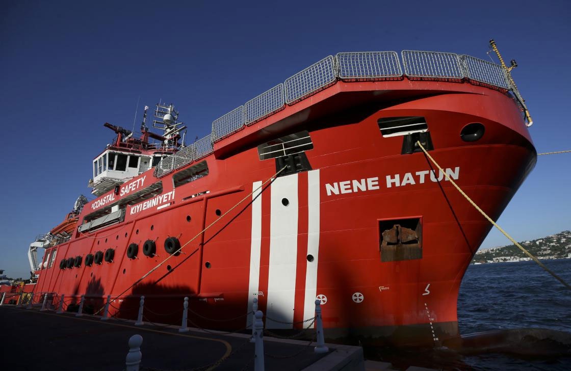 Nene Hatun Acil Müdahale Gemisi, Akdeniz'deki petrol sızıntısına ilişkin temizlik çalışmasına başladı
