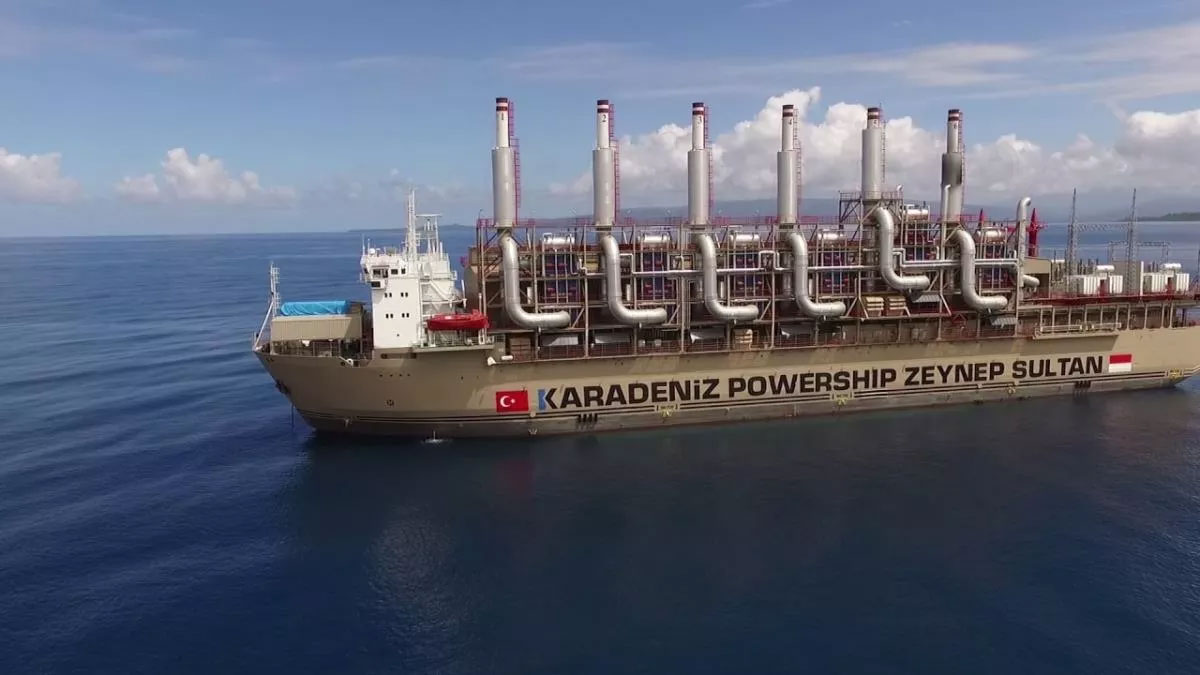 Türkiye'nin enerji gemileri 10 ülkenin ihtiyacını karşılıyor
