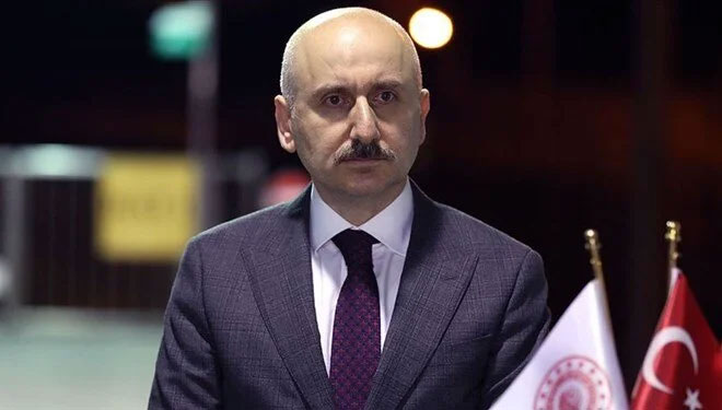 Bakan Karaismailoğlu: Ukrayna'da 22 gemimiz bekliyor