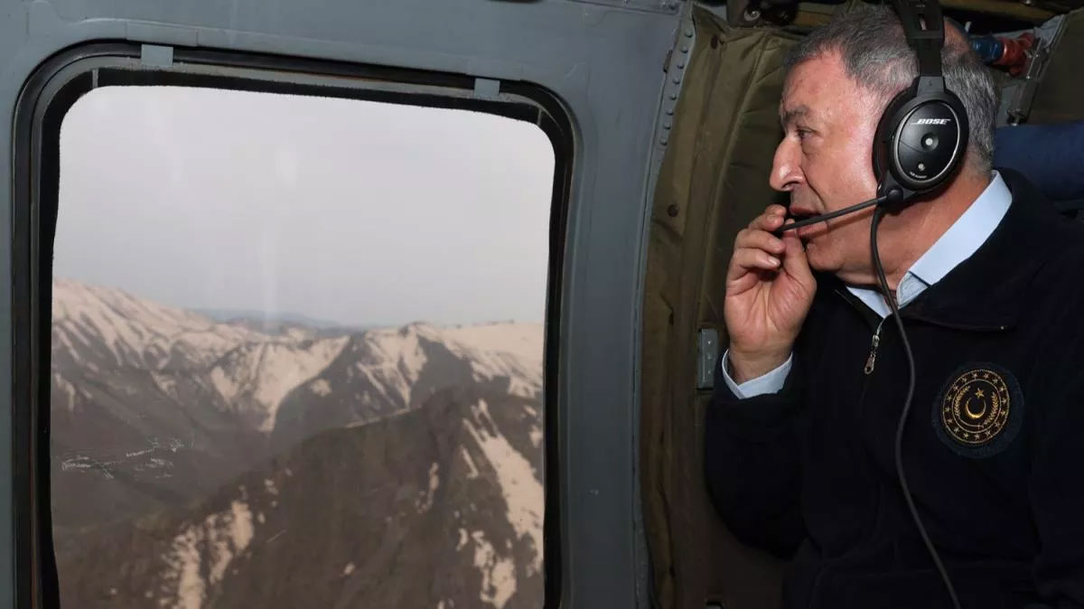 Terör örgütü PKK'da büyük çöküş! Bakan Akar: Hudut hattını tamamen kilitleyeceğiz