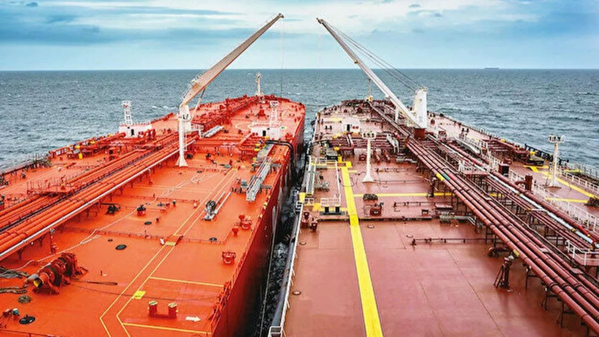 AB'nin iki ayaklı yaptırım aşma planı: Rus petrolüne Yunan hüllesi