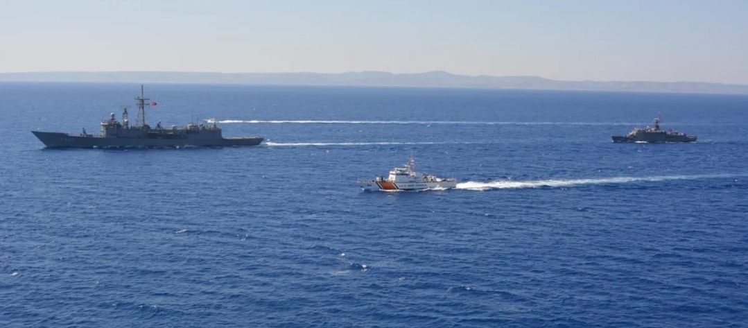 Doğu Akdeniz'de TC-KKTC arama kurtarma eğitimi yapıldı