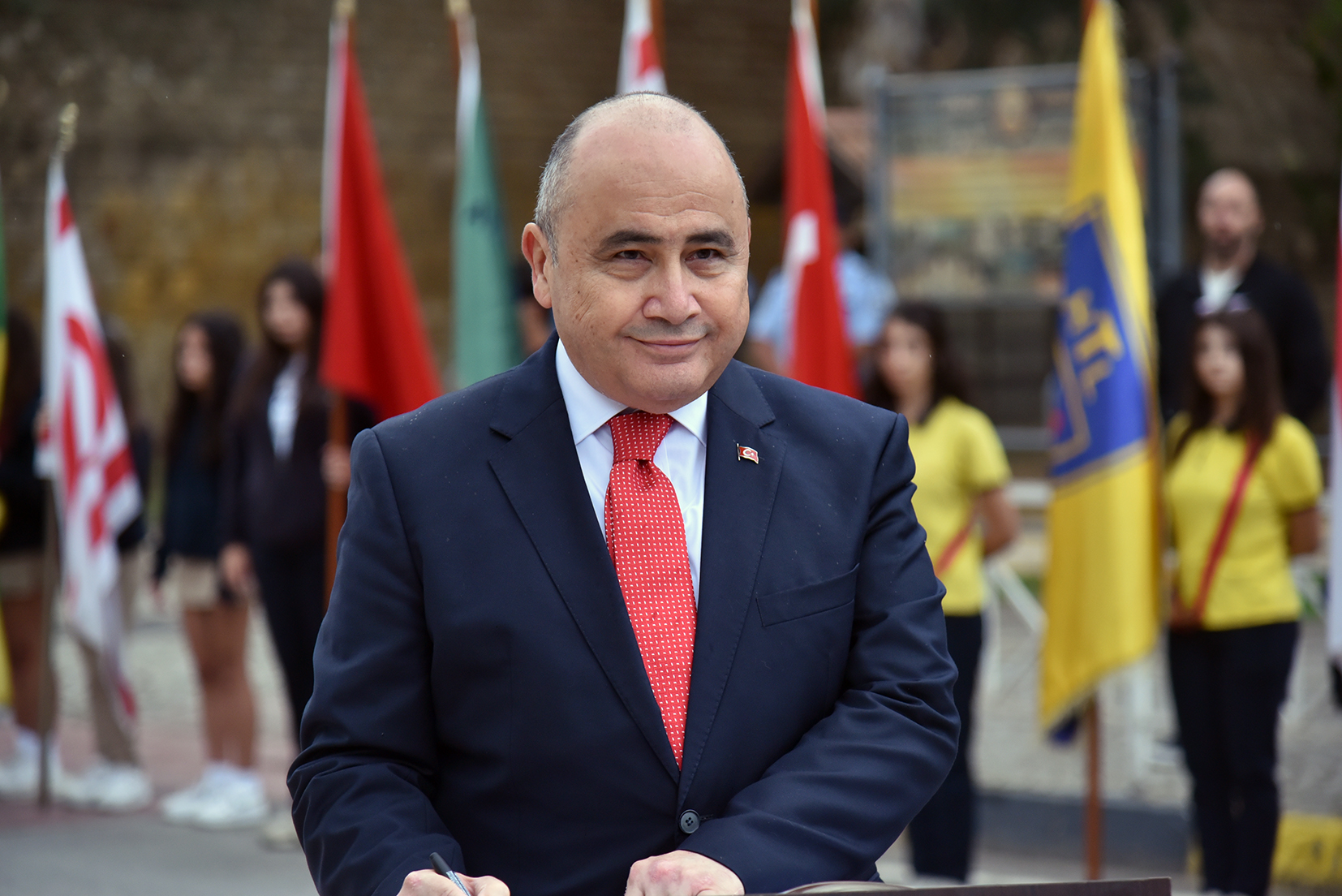 29 Ekim Cumhuriyet Bayramı... Lefkoşa Atatürk Anıtı'nda tören düzenlendi