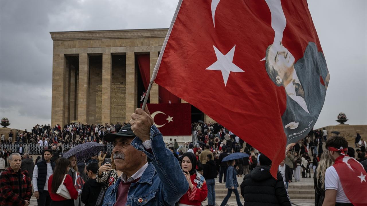 Anıtkabir'de 29 Ekim Cumhuriyet Bayramı coşkusu