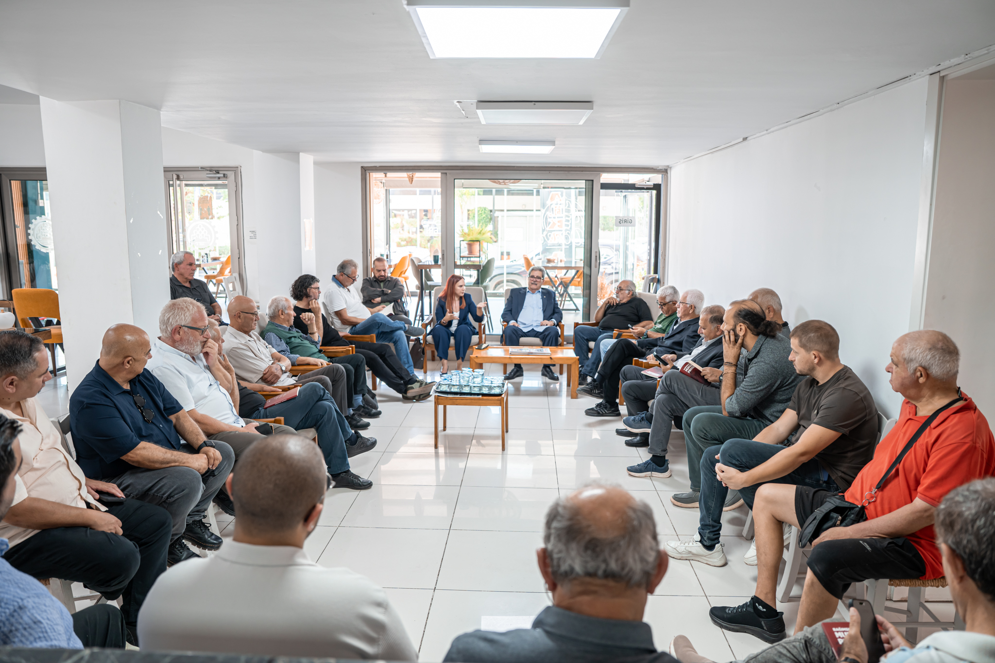 Bağımsızlık Yolu, KTAMS’ta eski sendika yöneticileriyle buluştu