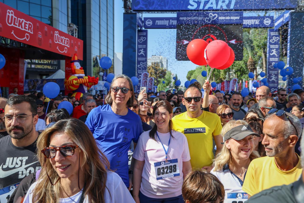 CTP Genel Başkanı İncirli, Lefkoşa Maratonu’na katıldı