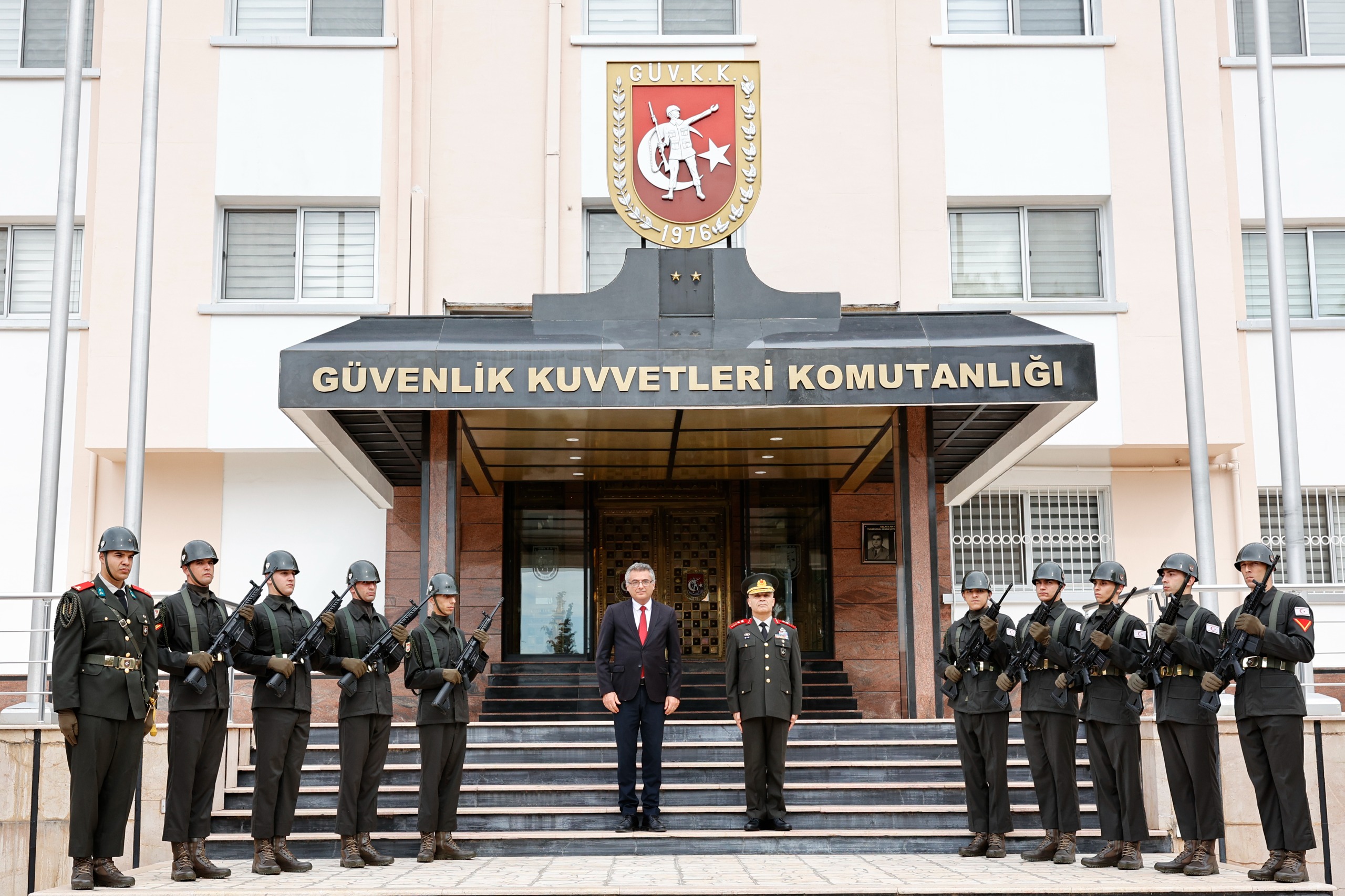 Cumhurbaşkanı Erhürman, Tümgeneral Bilir’i ziyaret etti