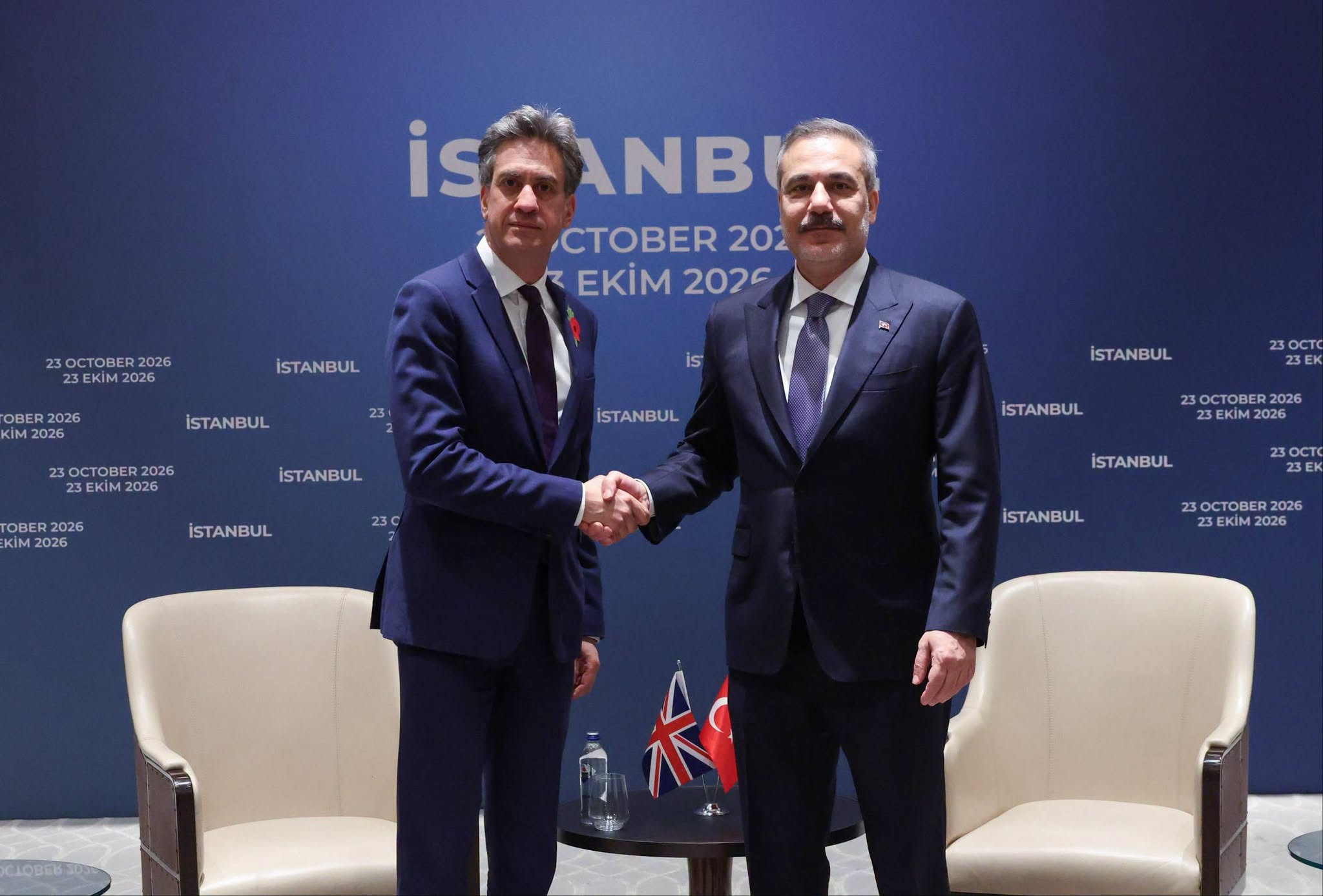 Fidan, Miliband ile İstanbul'da görüştü