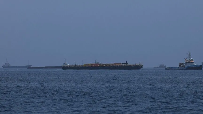 İngiltere Deniz Ticaret Operasyonları: Irak açıklarında bir tanker vuruldu