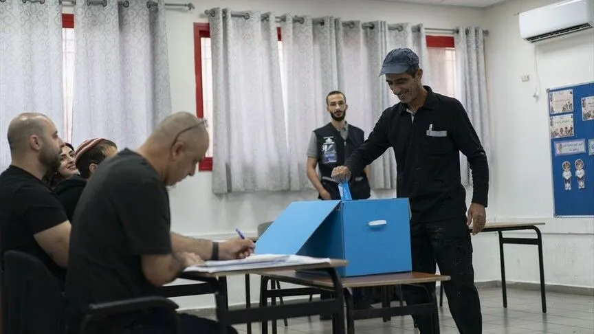 İsrail seçimlerinde "çift zarf" oyları hariç sandıkların hepsinin sayımı tamamlandı