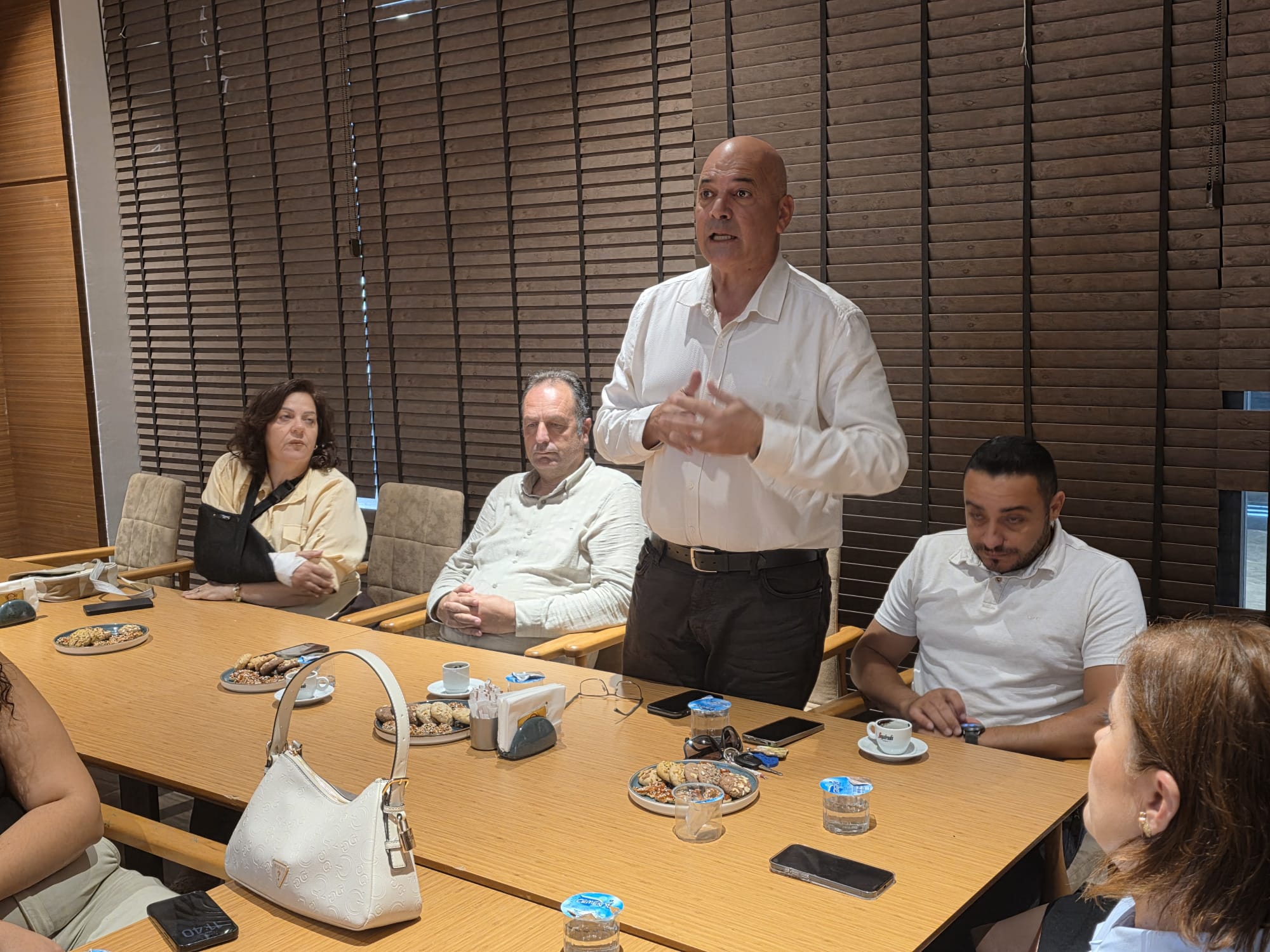Sarıçizmeli: “Yeni dönemde sorunlara gerçekçi çözümler ortaya koyacağız”