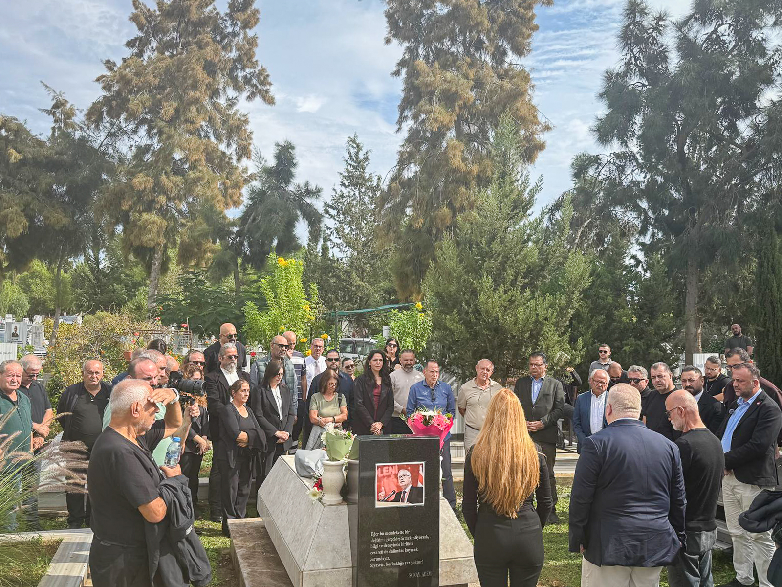 Sonay Adem ölümünün 8’inci yıl dönümünde kabri başında anıldı