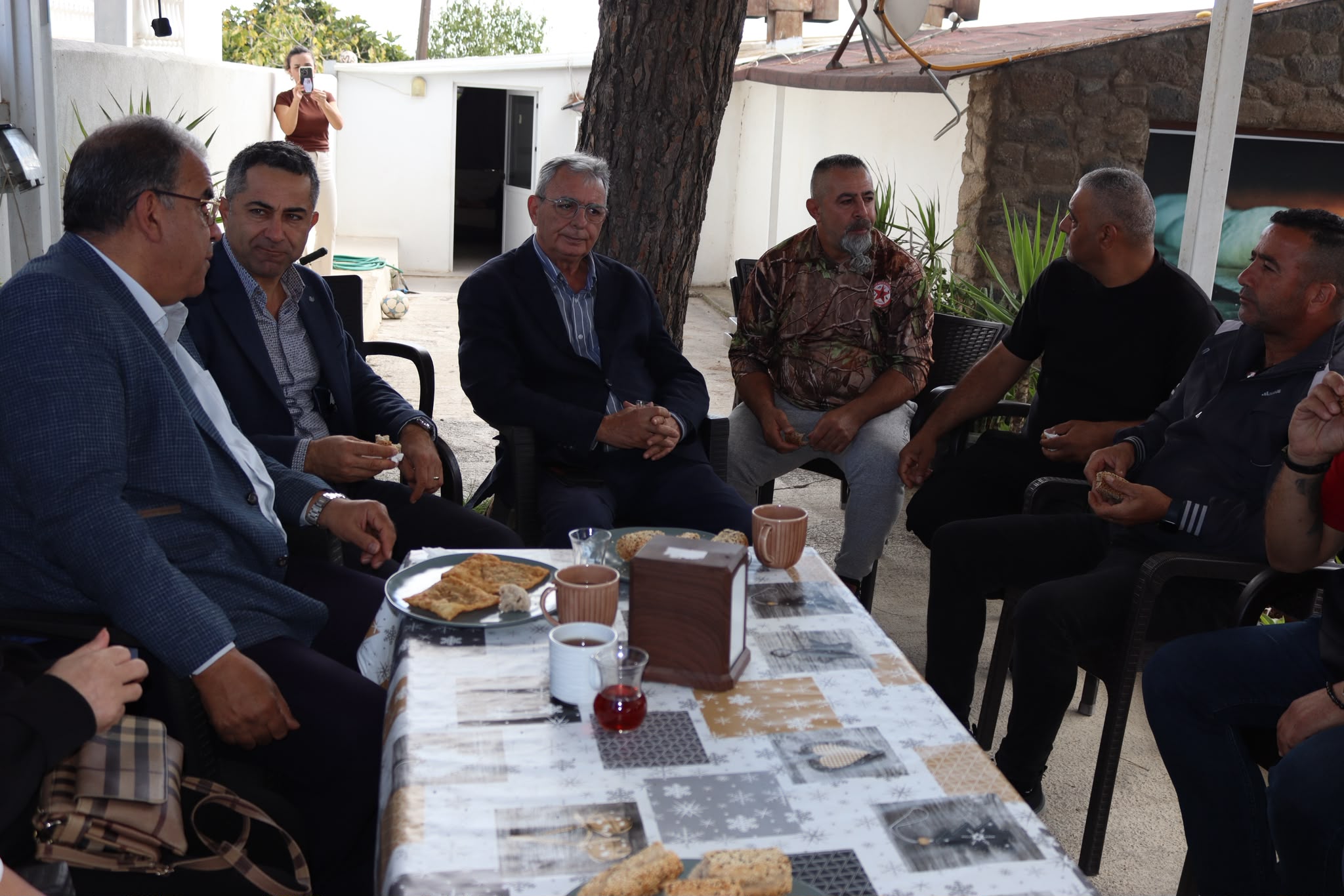 Tunçbilek, Boğaz’da vatandaşlarla bir araya geldi