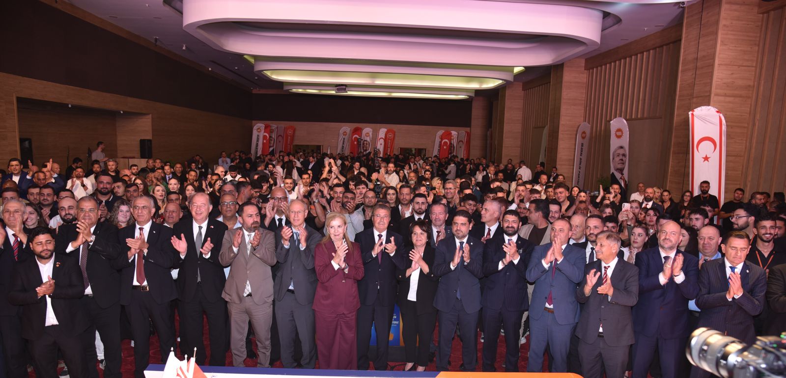Üstel, yeni dönemde gençlere yönelik 10 maddelik destek paketini açıkladı…